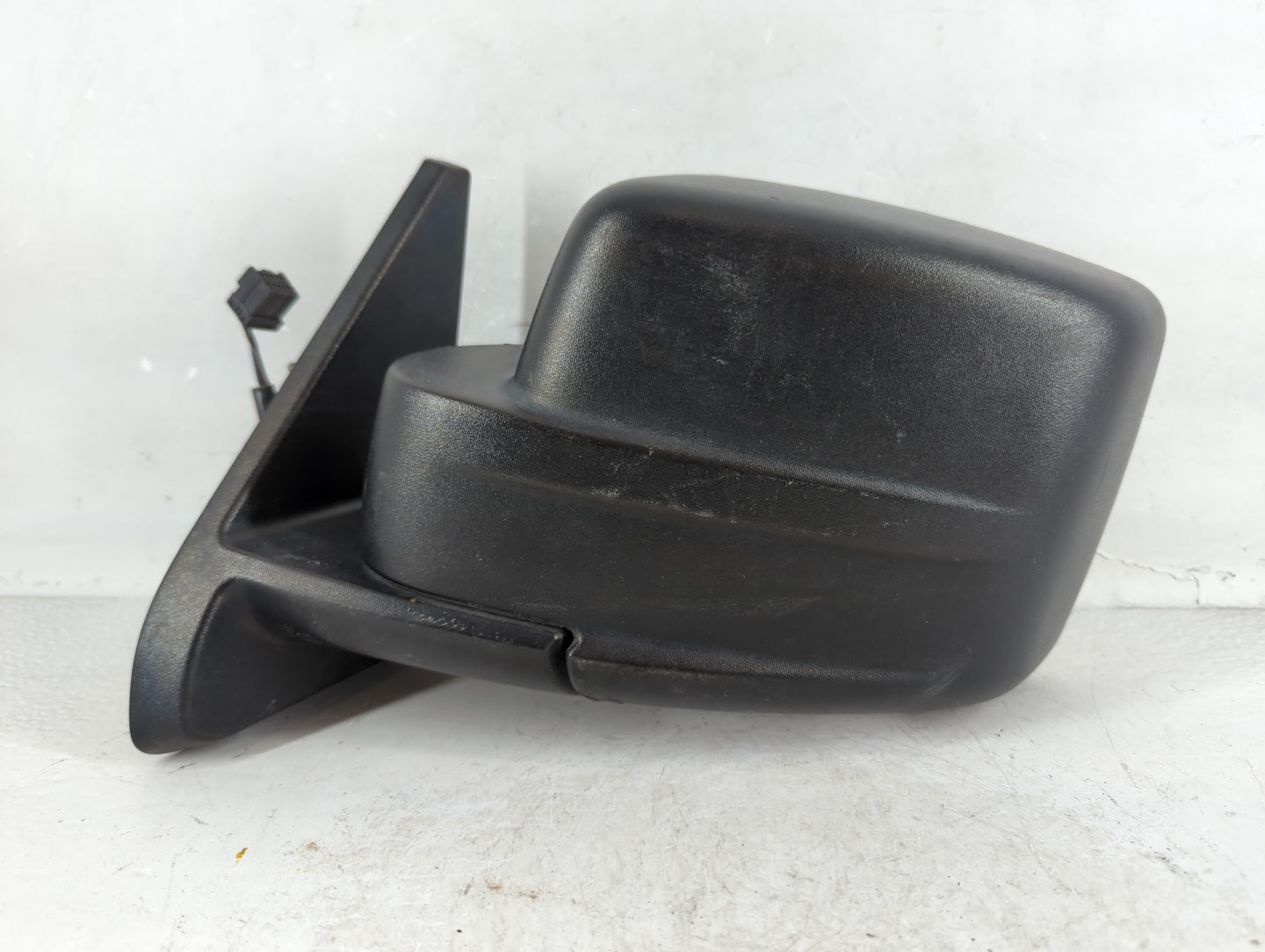 2007-2012 Jeep Patriot Driver Side View Mirror - Left Door Mirror OEM Used - Oemusedautoparts1.com