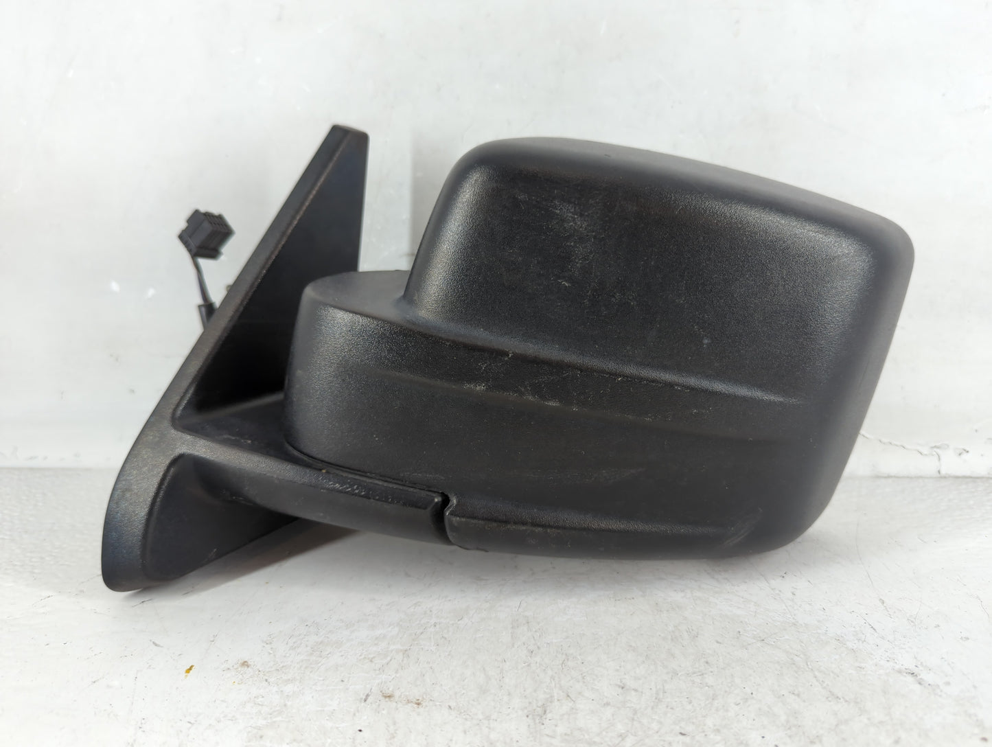 2007-2012 Jeep Patriot Driver Side View Mirror - Left Door Mirror OEM Used - Oemusedautoparts1.com