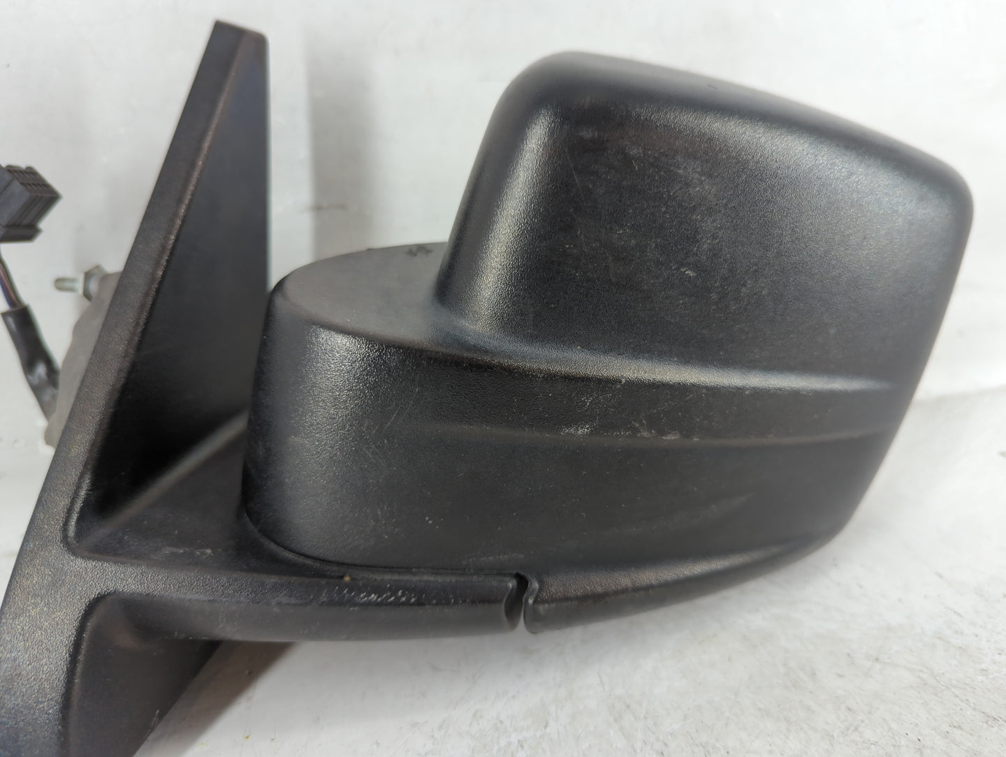 2007-2012 Jeep Patriot Driver Side View Mirror - Left Door Mirror OEM Used - Oemusedautoparts1.com