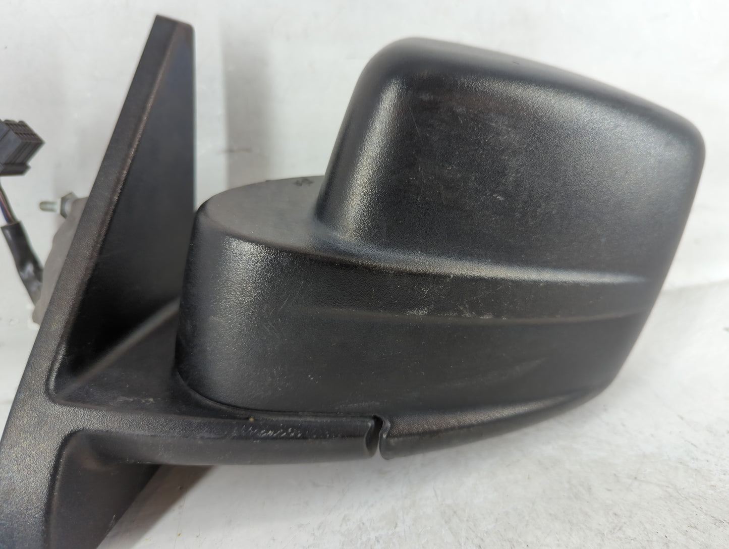 2007-2012 Jeep Patriot Driver Side View Mirror - Left Door Mirror OEM Used - Oemusedautoparts1.com