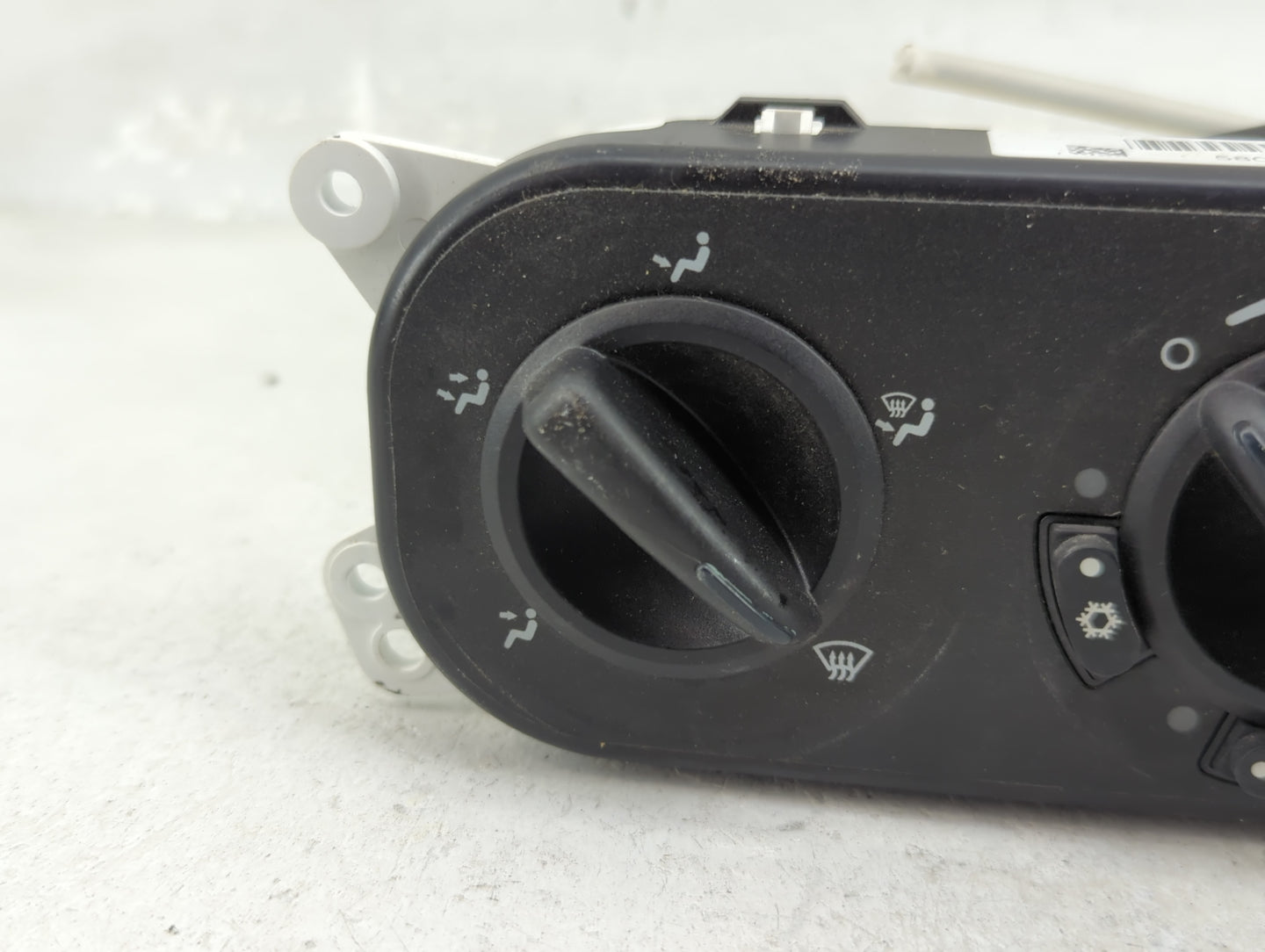 2007-2010 Jeep Wrangler Climate Control Module Temperature AC/Heater Replacement P/N:P55111840AE Fits Fits 2007 2008 2009 20