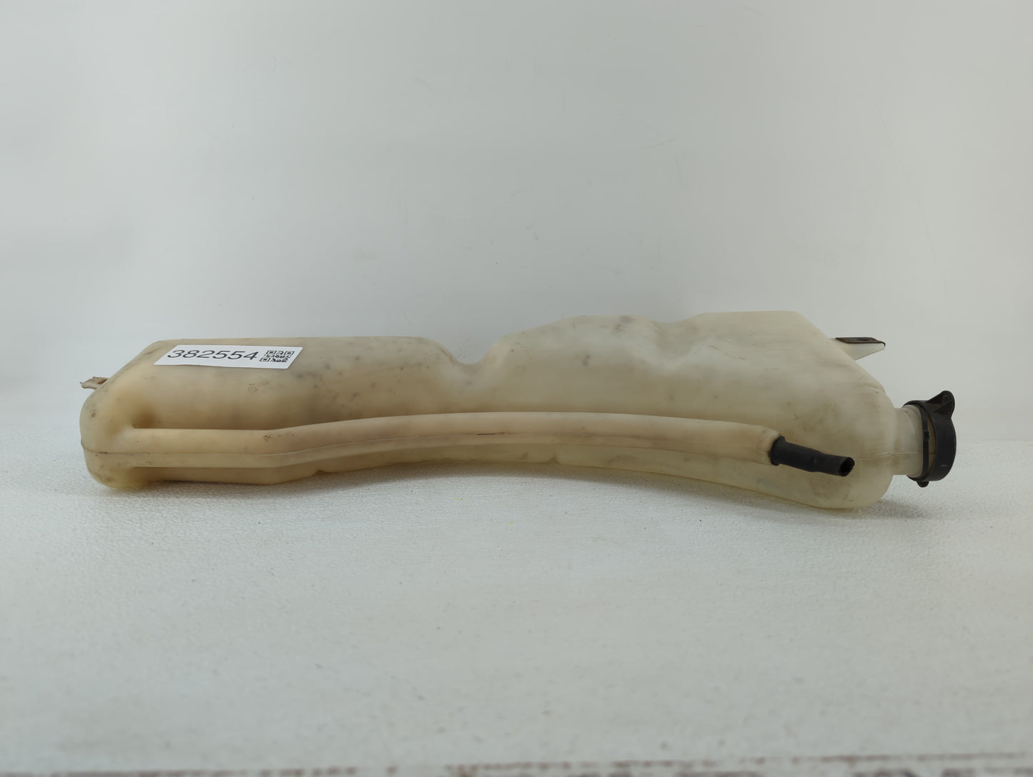 2007-2011 Jeep Wrangler Radiator Coolant Overflow Expansion Tank Bottle - Oemusedautoparts1.com