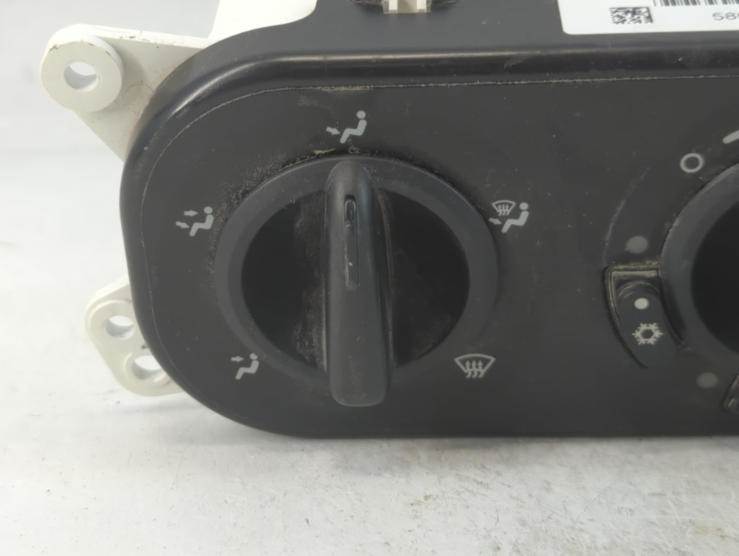 2007-2010 Jeep Wrangler Climate Control Module Temperature AC/Heater Replacement P/N:P5511841AE Fits Fits 2007 2008 2009 201