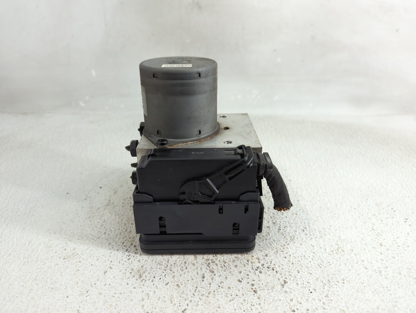 2010 Kia Forte ABS Pump Control Module Replacement P/N:58920-1M700 Fits OEM Used Auto Parts - Oemusedautoparts1.com