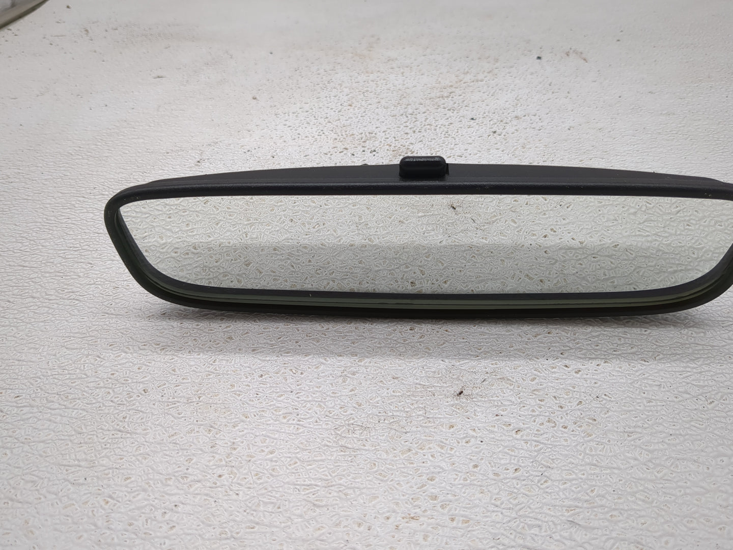 2010-2019 Kia Forte Interior Rear View Mirror Replacement OEM P/N:E4012143 Fits OEM Used Auto Parts - Oemusedautoparts1.com