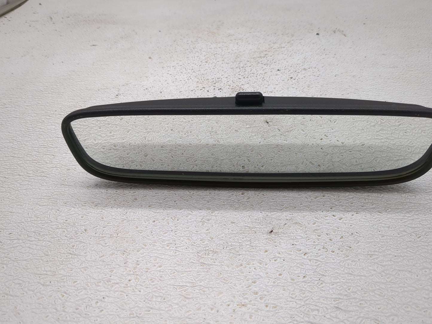 2010-2019 Kia Forte Interior Rear View Mirror Replacement OEM P/N:E4012143 Fits OEM Used Auto Parts - Oemusedautoparts1.com