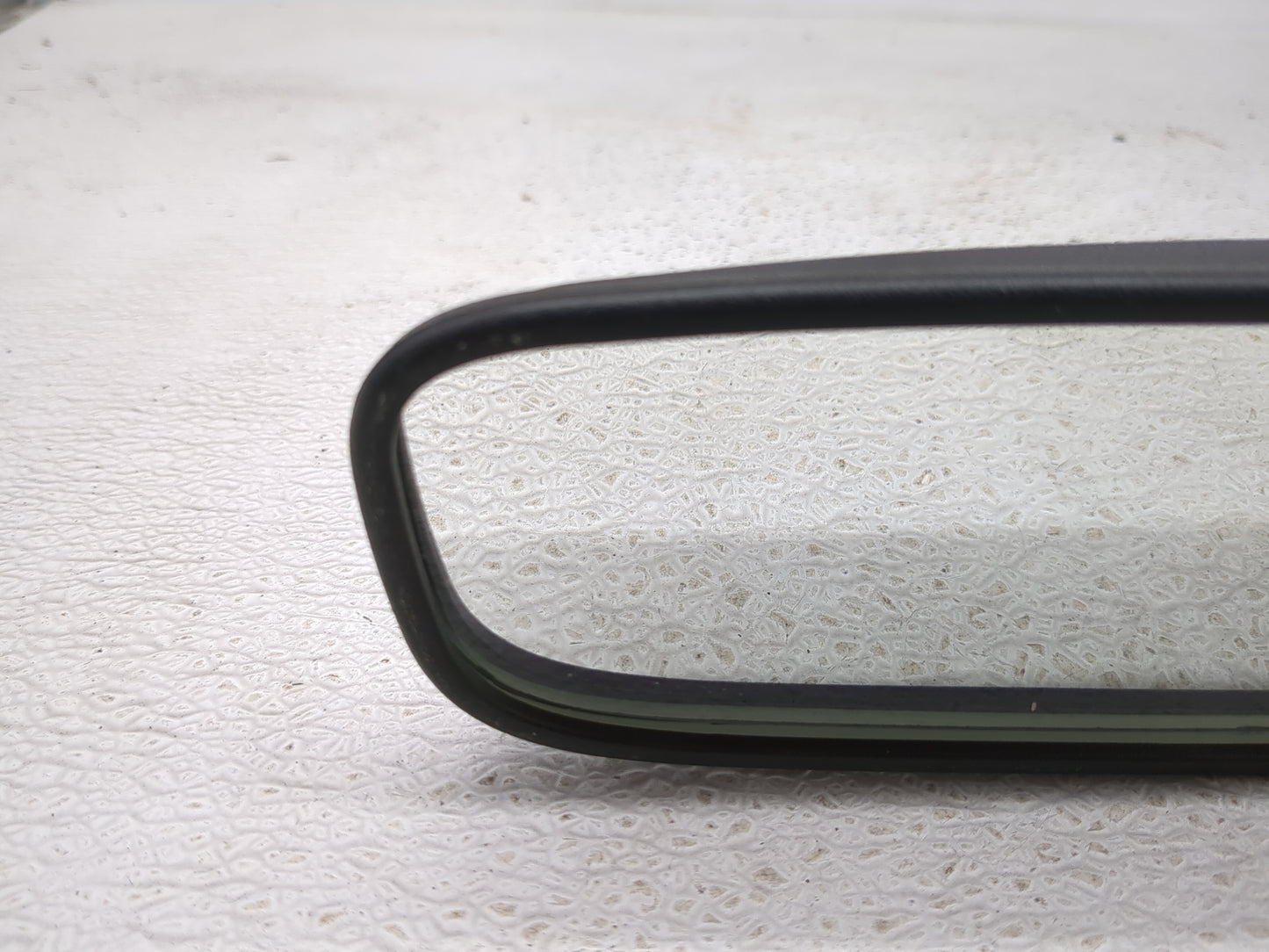 2010-2019 Kia Forte Interior Rear View Mirror Replacement OEM P/N:E4012143 Fits OEM Used Auto Parts - Oemusedautoparts1.com
