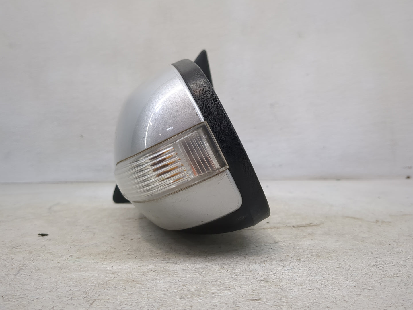 2010 Kia Forte Driver Side View Mirror - Left Door Mirror OEM Used - Oemusedautoparts1.com