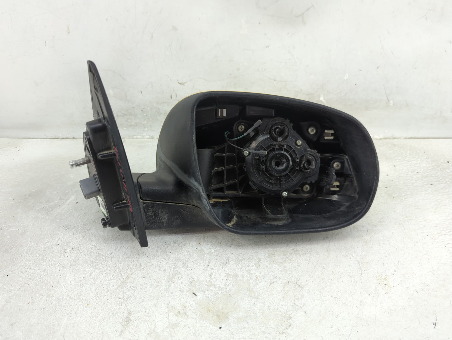 2010 Kia Forte Passenger Side View Mirror - Right Door Mirror OEM Used - Oemusedautoparts1.com