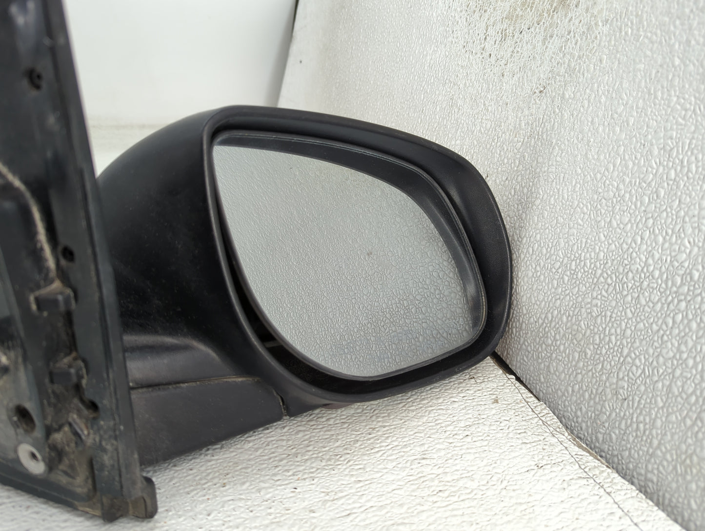 2010 Kia Forte Passenger Side View Mirror - Right Door Mirror OEM Used - Oemusedautoparts1.com