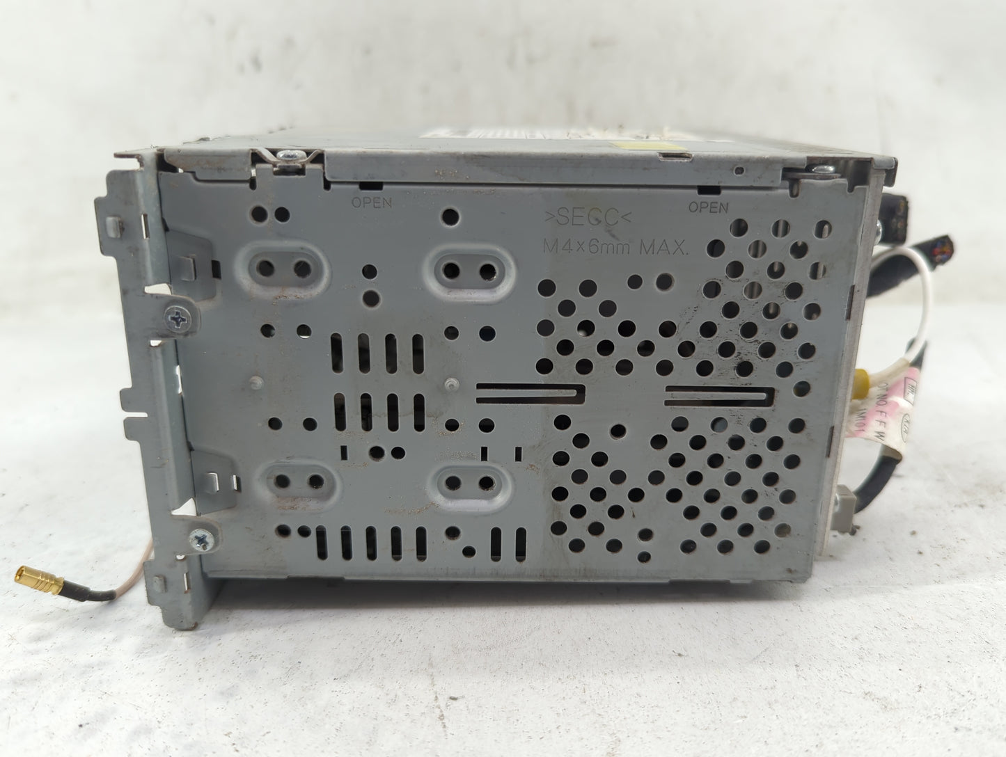 2010-2013 Kia Forte Radio AM FM Cd Player Receiver Replacement P/N:96150-1M220AM A-200TD Fits Fits 2010 2011 2012 2013 OEM U