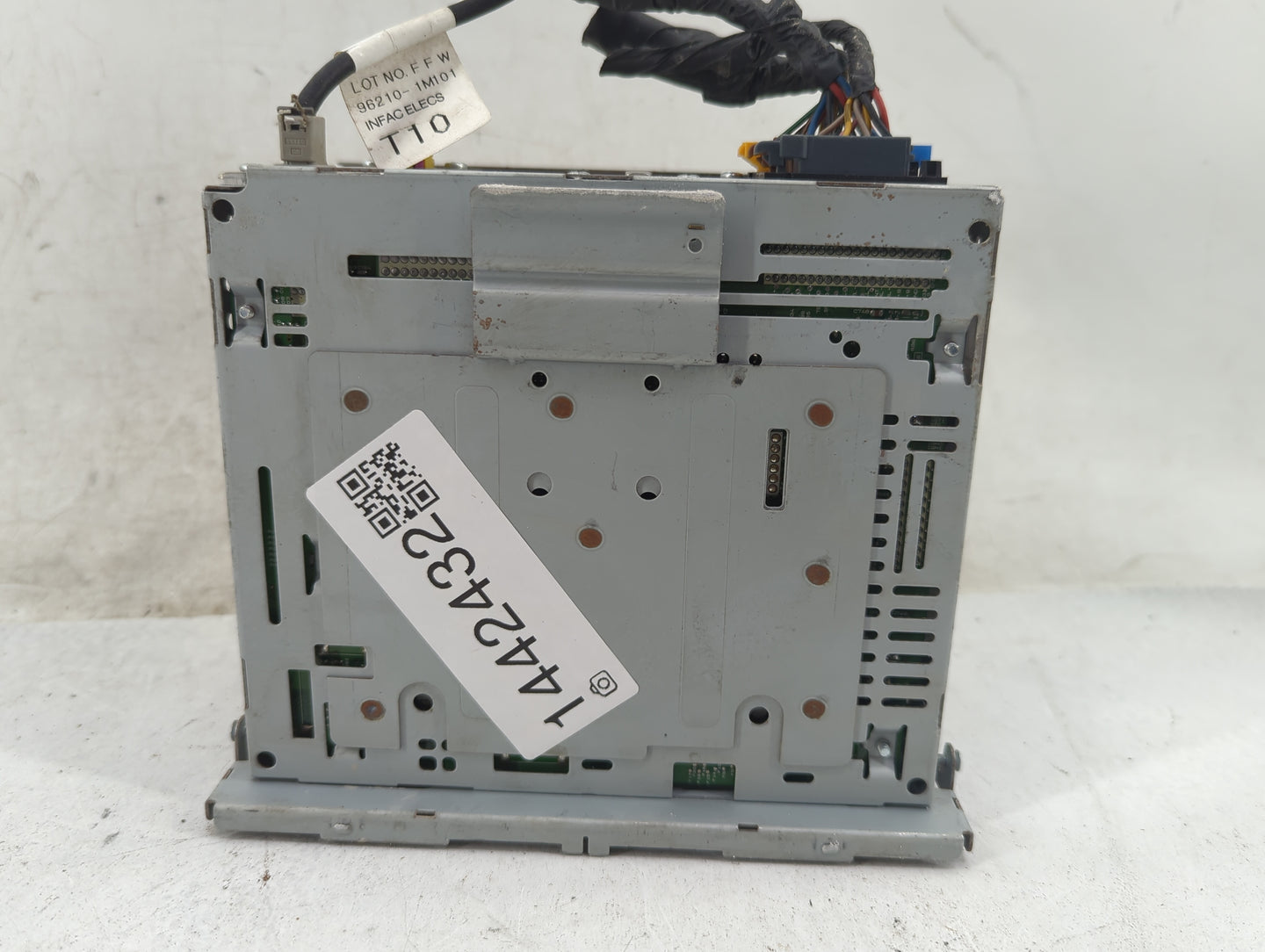 2010-2013 Kia Forte Radio AM FM Cd Player Receiver Replacement P/N:96150-1M220AM A-200TD Fits Fits 2010 2011 2012 2013 OEM U