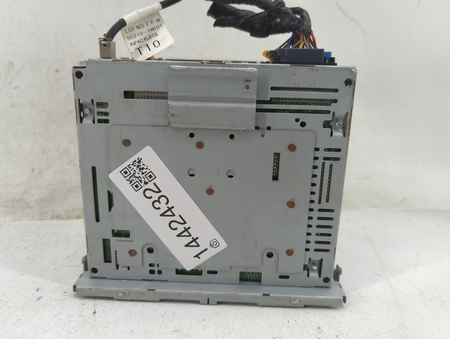 2010-2013 Kia Forte Radio AM FM Cd Player Receiver Replacement P/N:96150-1M220AM A-200TD Fits Fits 2010 2011 2012 2013 OEM U