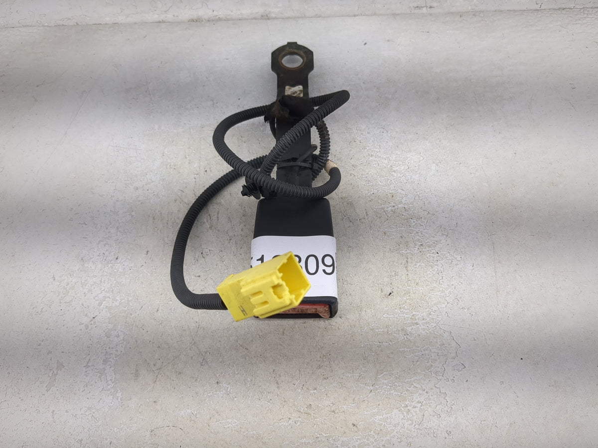 2010-2010 Kia Forte Passenger Front Seatbelt Buckle 1512809 - Oemusedautoparts1.com