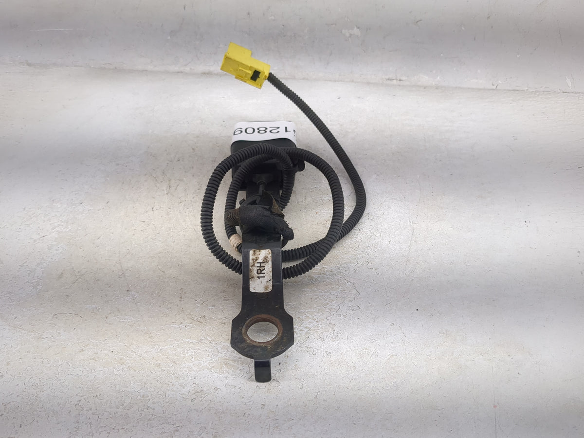 2010-2010 Kia Forte Passenger Front Seatbelt Buckle 1512809 - Oemusedautoparts1.com