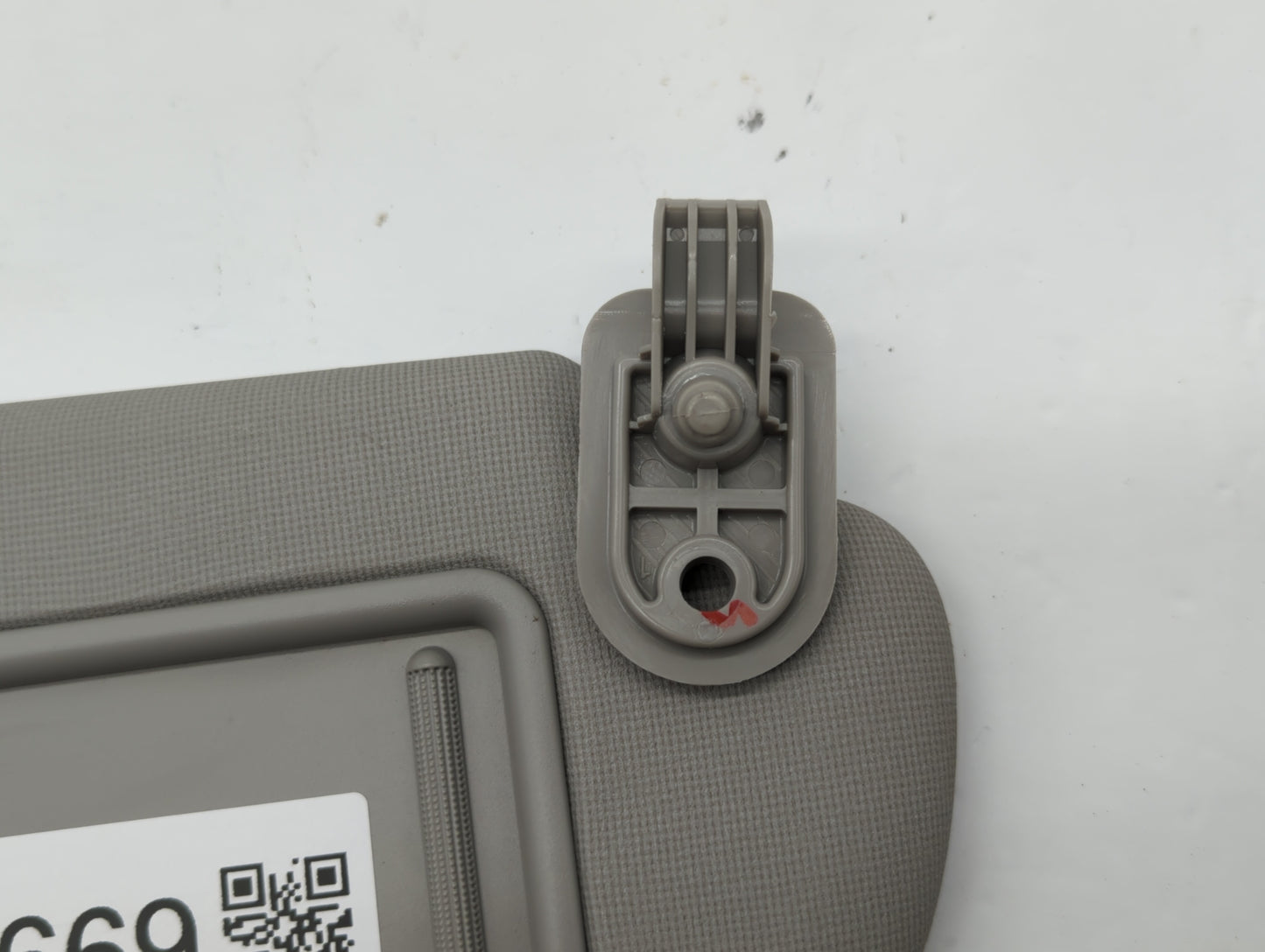 2010-2013 Kia Forte Sun Visor Shade Replacement Passenger Right Mirror Fits Fits 2010 2011 2012 2013 OEM Used Auto Parts - O