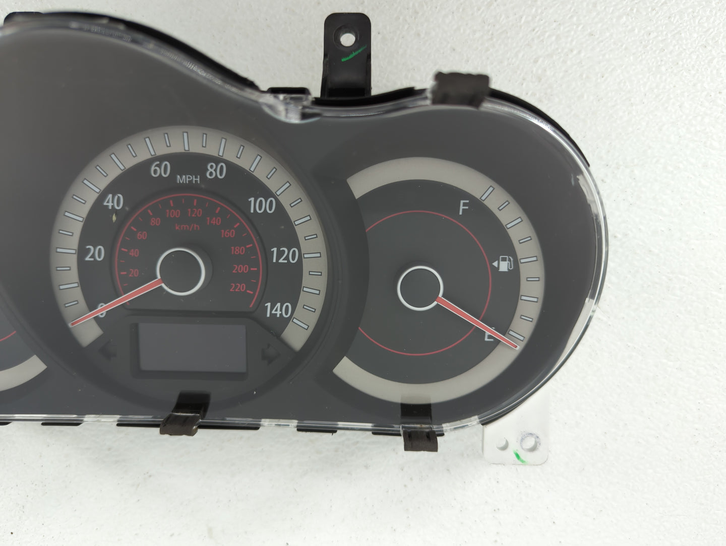 2010 Kia Forte Instrument Cluster Speedometer Gauges P/N:94001-1M061 94001-1M021 Fits OEM Used Auto Parts - Oemusedautoparts