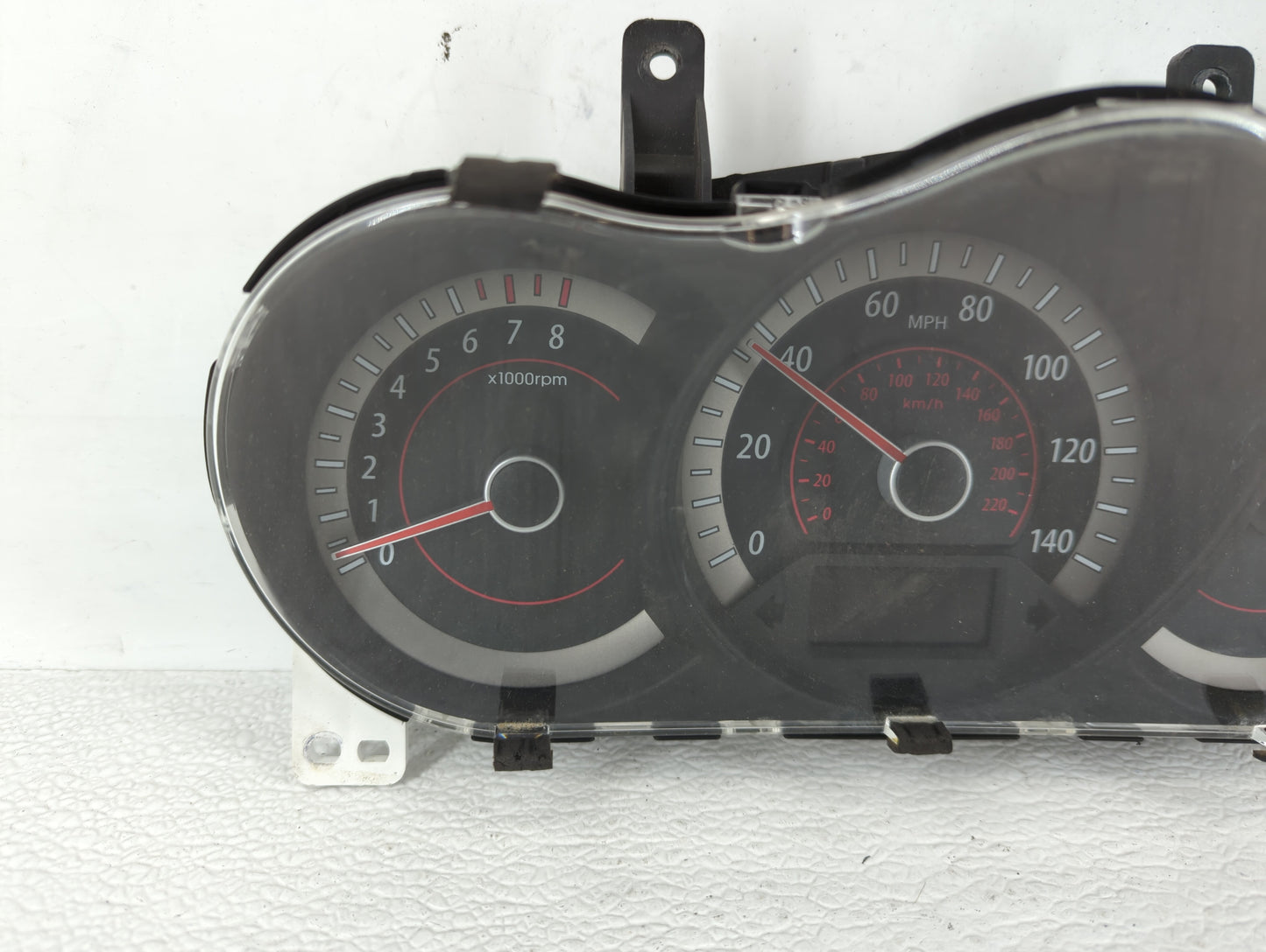 2010 Kia Forte Instrument Cluster Speedometer Gauges P/N:94001-1M041 94001-1M021 Fits OEM Used Auto Parts - Oemusedautoparts