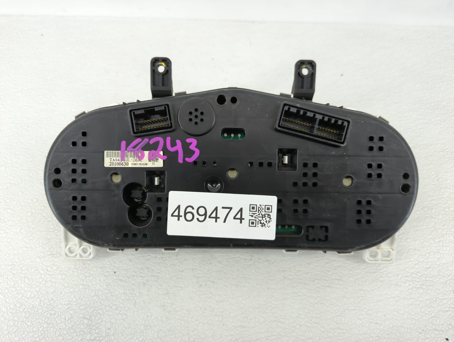 2010 Kia Forte Instrument Cluster Speedometer Gauges P/N:94001-1M041 94001-1M021 Fits OEM Used Auto Parts - Oemusedautoparts