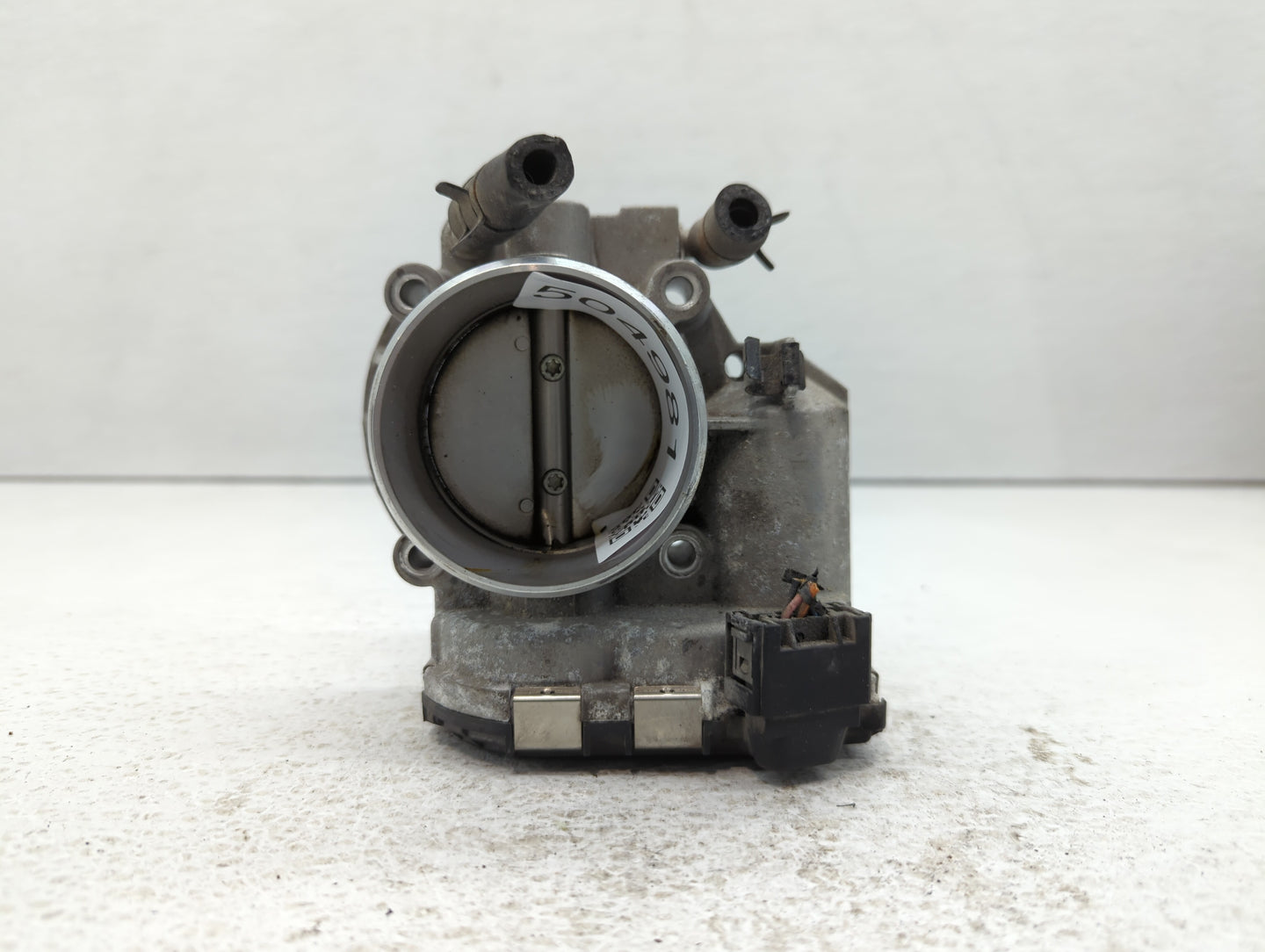 2010-2013 Kia Forte Throttle Body P/N:35100-2G200 Fits Fits 2010 2011 2012 2013 OEM Used Auto Parts - Oemusedautoparts1.com