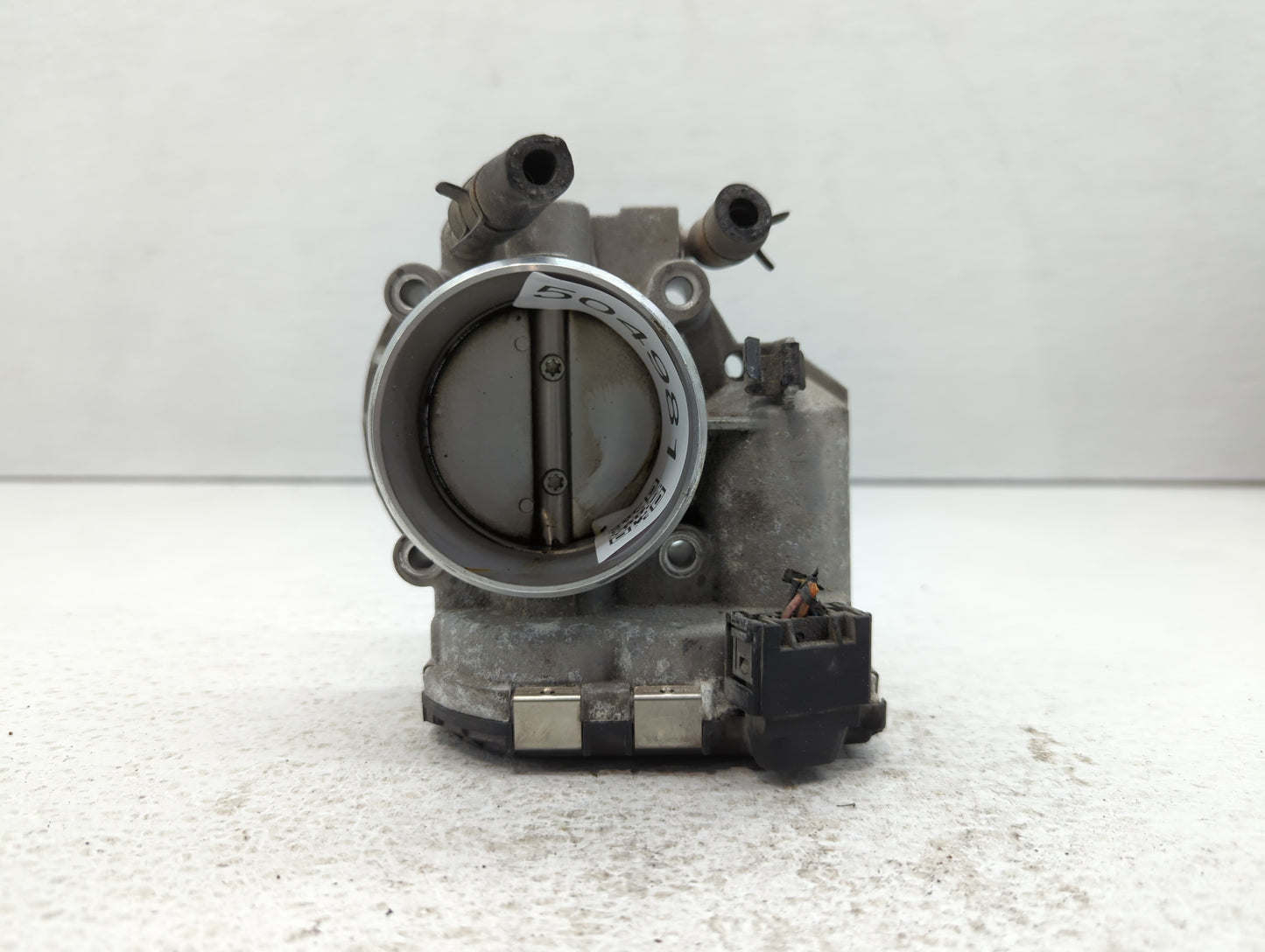 2010-2013 Kia Forte Throttle Body P/N:35100-2G200 Fits Fits 2010 2011 2012 2013 OEM Used Auto Parts - Oemusedautoparts1.com