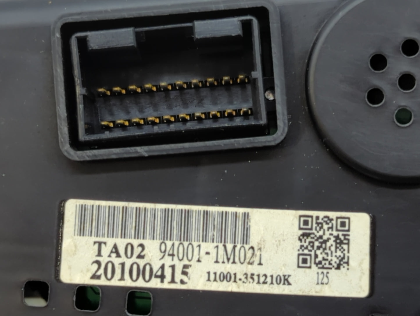 2010 Kia Forte Instrument Cluster Speedometer Gauges P/N:94001-1M061 94001-1M021 Fits OEM Used Auto Parts - Oemusedautoparts