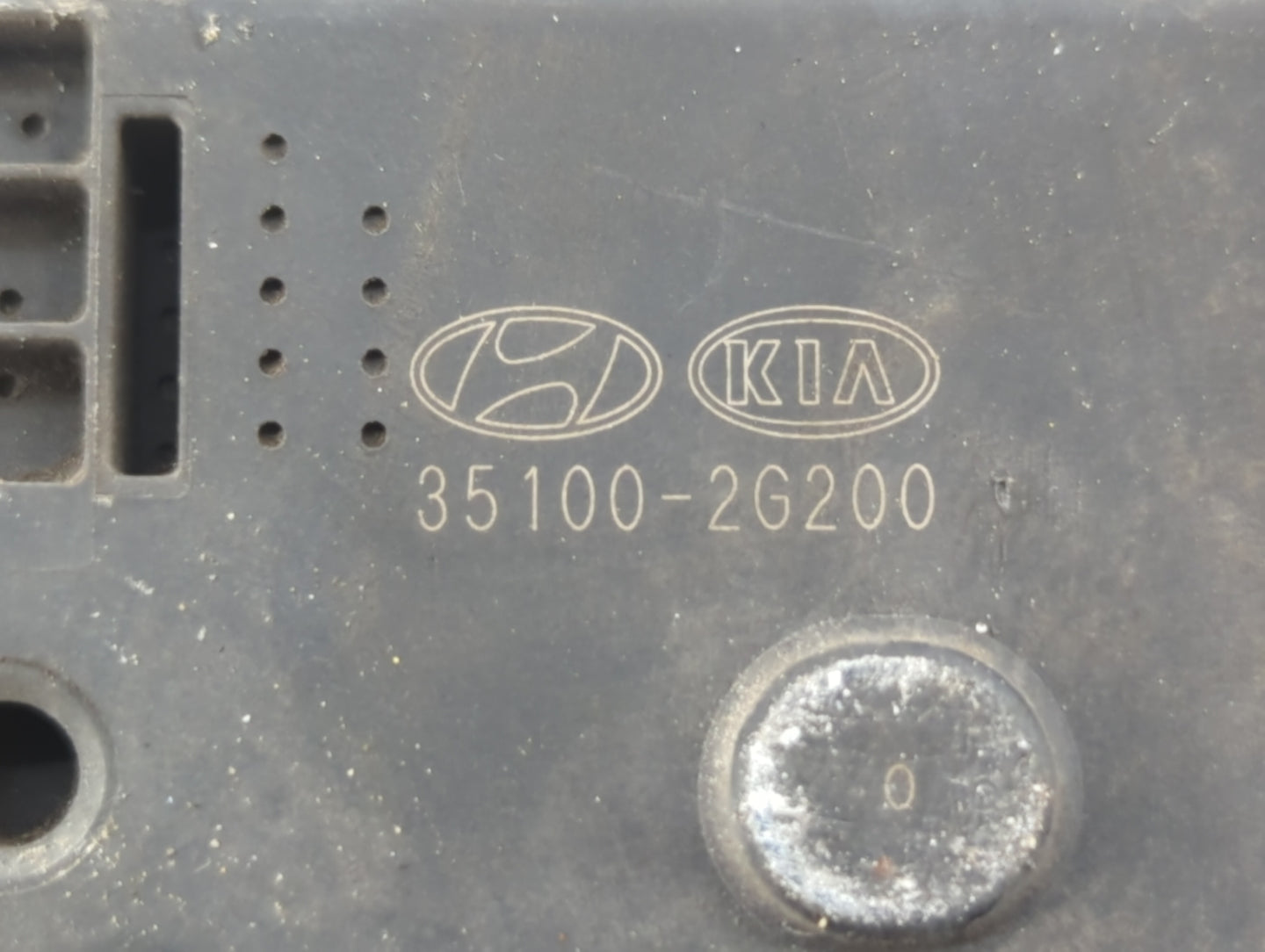 2010-2013 Kia Forte Throttle Body P/N:35100-2G200 Fits Fits 2010 2011 2012 2013 OEM Used Auto Parts - Oemusedautoparts1.com