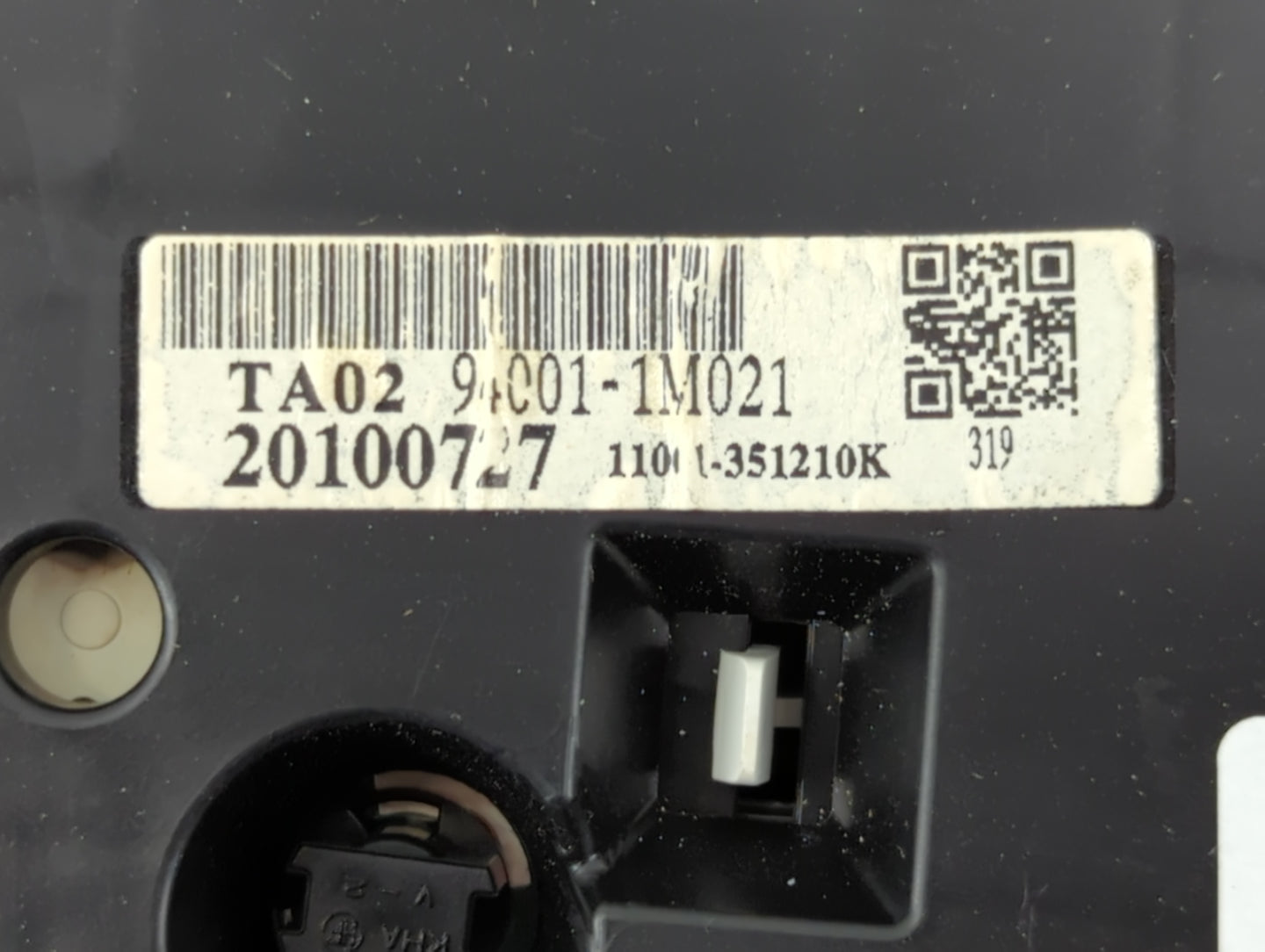 2010 Kia Forte Instrument Cluster Speedometer Gauges P/N:94001-1M021 Fits OEM Used Auto Parts - Oemusedautoparts1.com