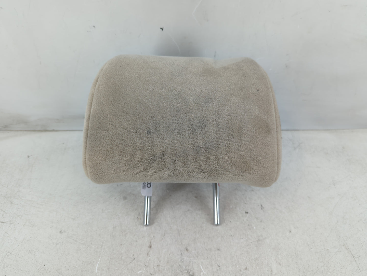 2009-2010 Kia Optima Headrest Head Rest Rear Center Seat Fits Fits 2009 2010 OEM Used Auto Parts - Oemusedautoparts1.com