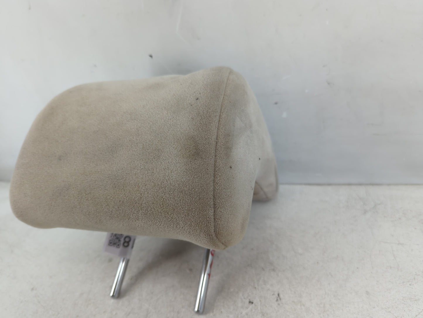 2009-2010 Kia Optima Headrest Head Rest Rear Center Seat Fits Fits 2009 2010 OEM Used Auto Parts - Oemusedautoparts1.com