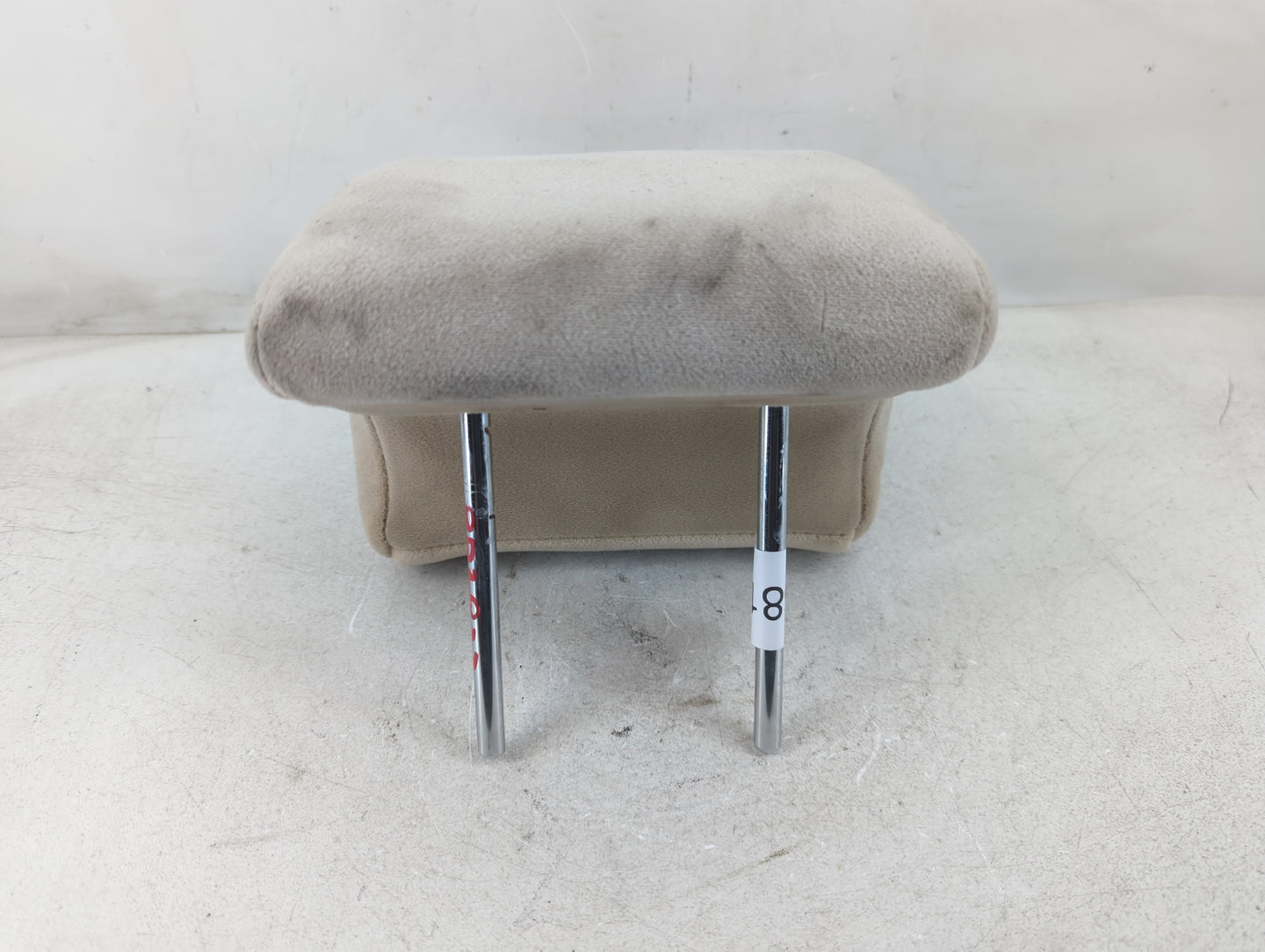 2009-2010 Kia Optima Headrest Head Rest Rear Center Seat Fits Fits 2009 2010 OEM Used Auto Parts - Oemusedautoparts1.com