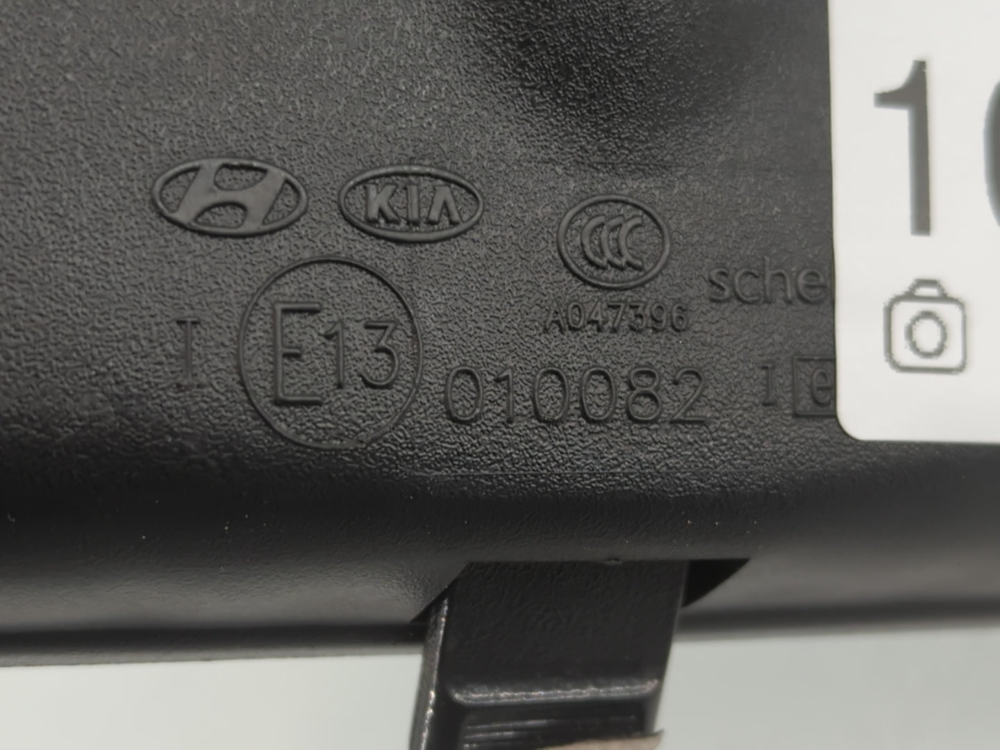 2006-2010 Kia Optima Interior Rear View Mirror Replacement OEM P/N:E13010082 Fits OEM Used Auto Parts - Oemusedautoparts1.co