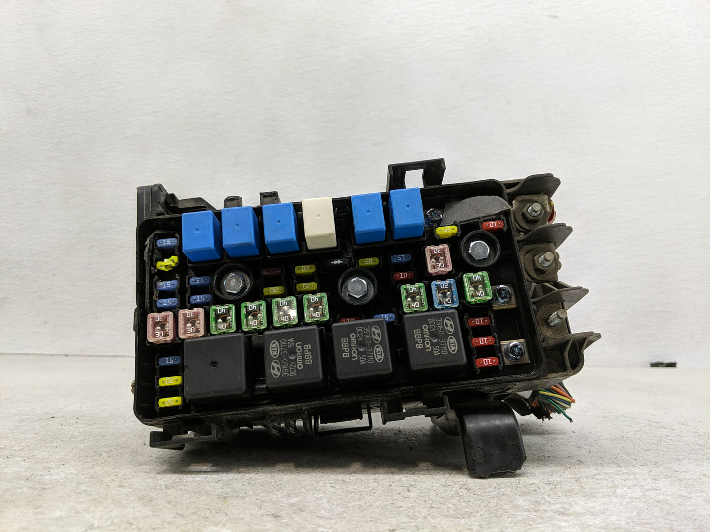 2009-2010 Kia Optima Fusebox Fuse Box Panel Relay Module P/N:91950-2G690 Fits Fits 2009 2010 OEM Used Auto Parts - Oemusedau