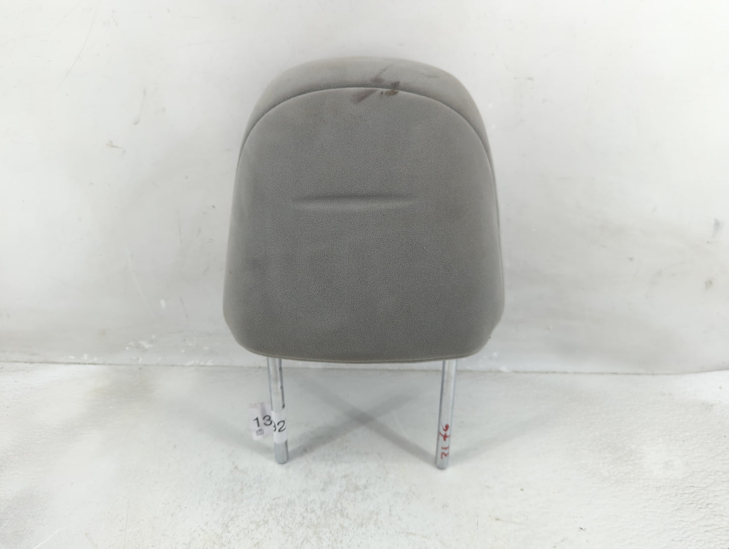 2009-2010 Kia Optima Headrest Head Rest Front Driver Passenger Seat Gray 1319226 - Oemusedautoparts1.com