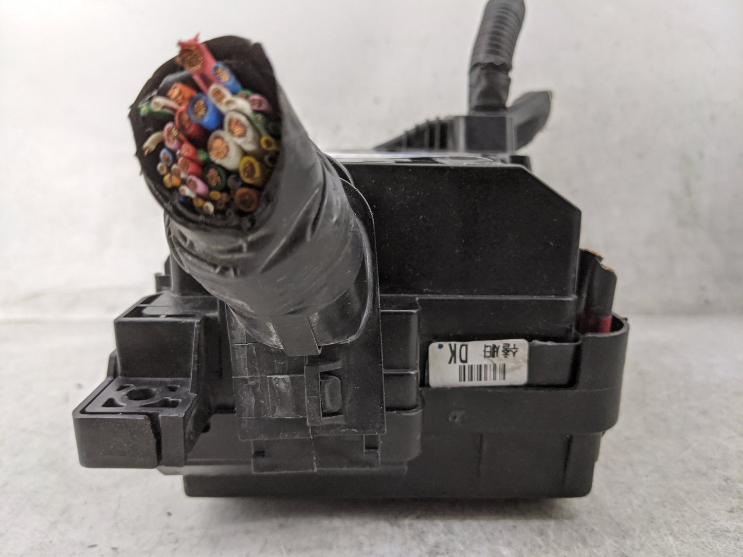 2009-2010 Kia Optima Fusebox Fuse Box Panel Relay Module P/N:91950-2G690 Fits Fits 2009 2010 OEM Used Auto Parts - Oemusedau