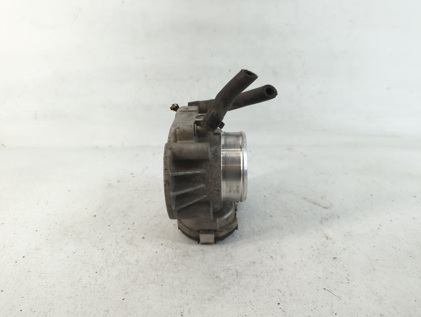 2006-2010 Kia Optima Throttle Body P/N:35100-25400 Fits Fits 2006 2007 2008 2009 2010 2011 2012 2013 OEM Used Auto Parts - O