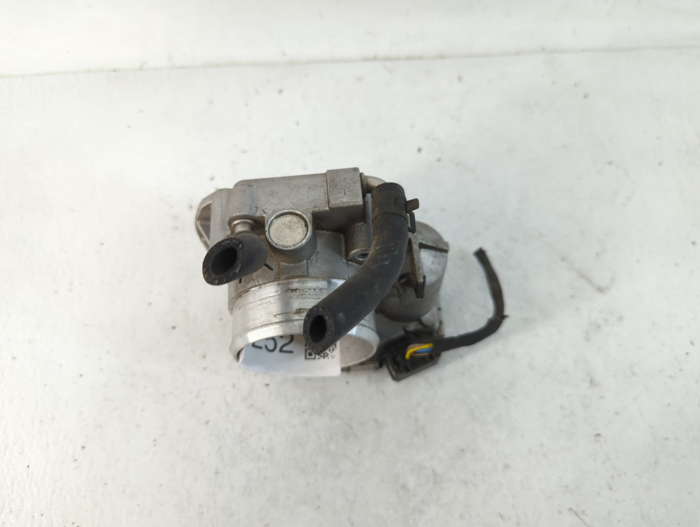 2006-2010 Kia Optima Throttle Body P/N:35100-25400 Fits Fits 2006 2007 2008 2009 2010 2011 2012 2013 OEM Used Auto Parts - O
