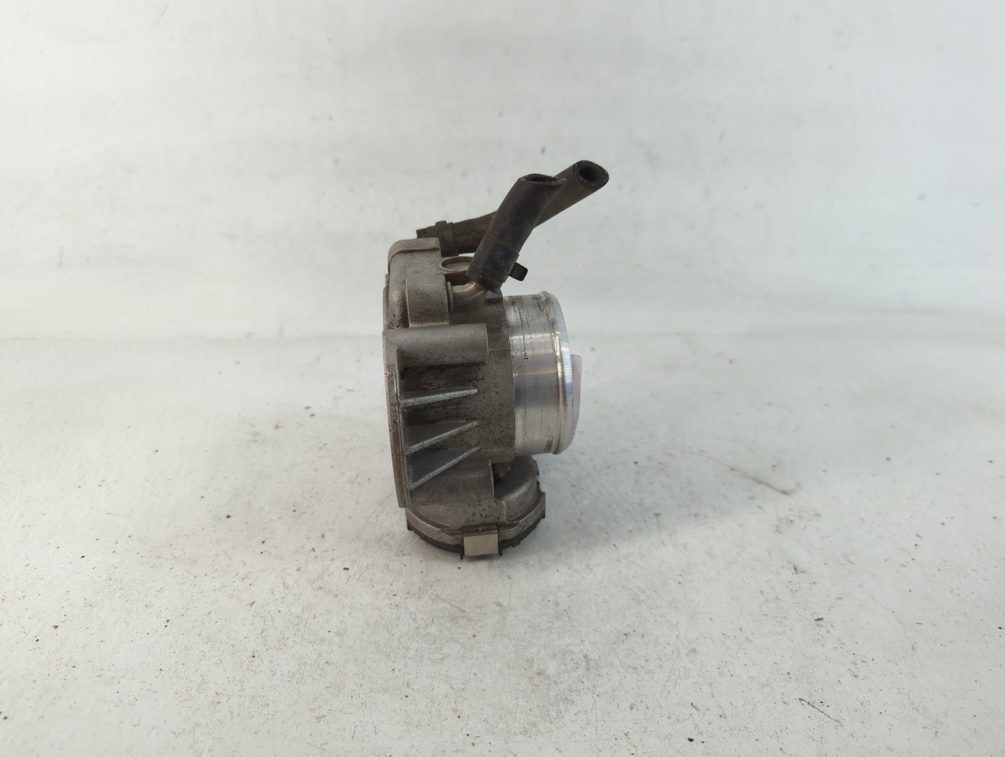 2006-2010 Kia Optima Throttle Body P/N:35100-25400 Fits Fits 2006 2007 2008 2009 2010 2011 2012 2013 OEM Used Auto Parts - O