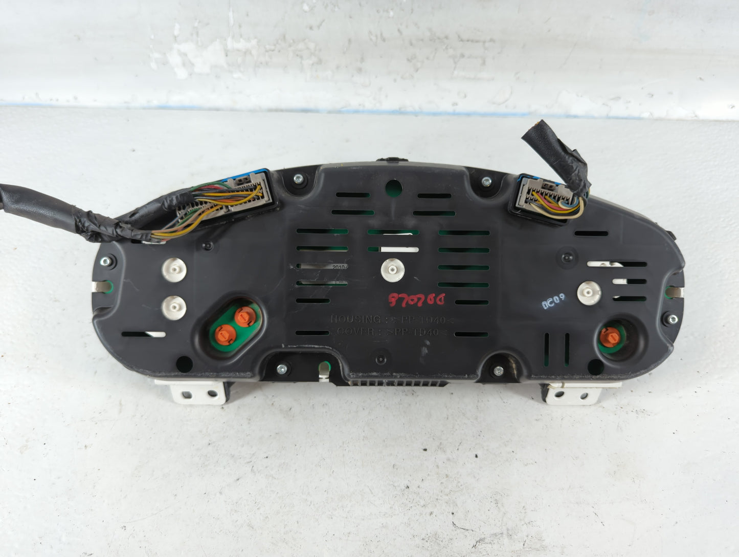 2009-2010 Kia Optima Instrument Cluster Speedometer Gauges P/N:94023-2G733 Fits Fits 2009 2010 OEM Used Auto Parts - Oemused