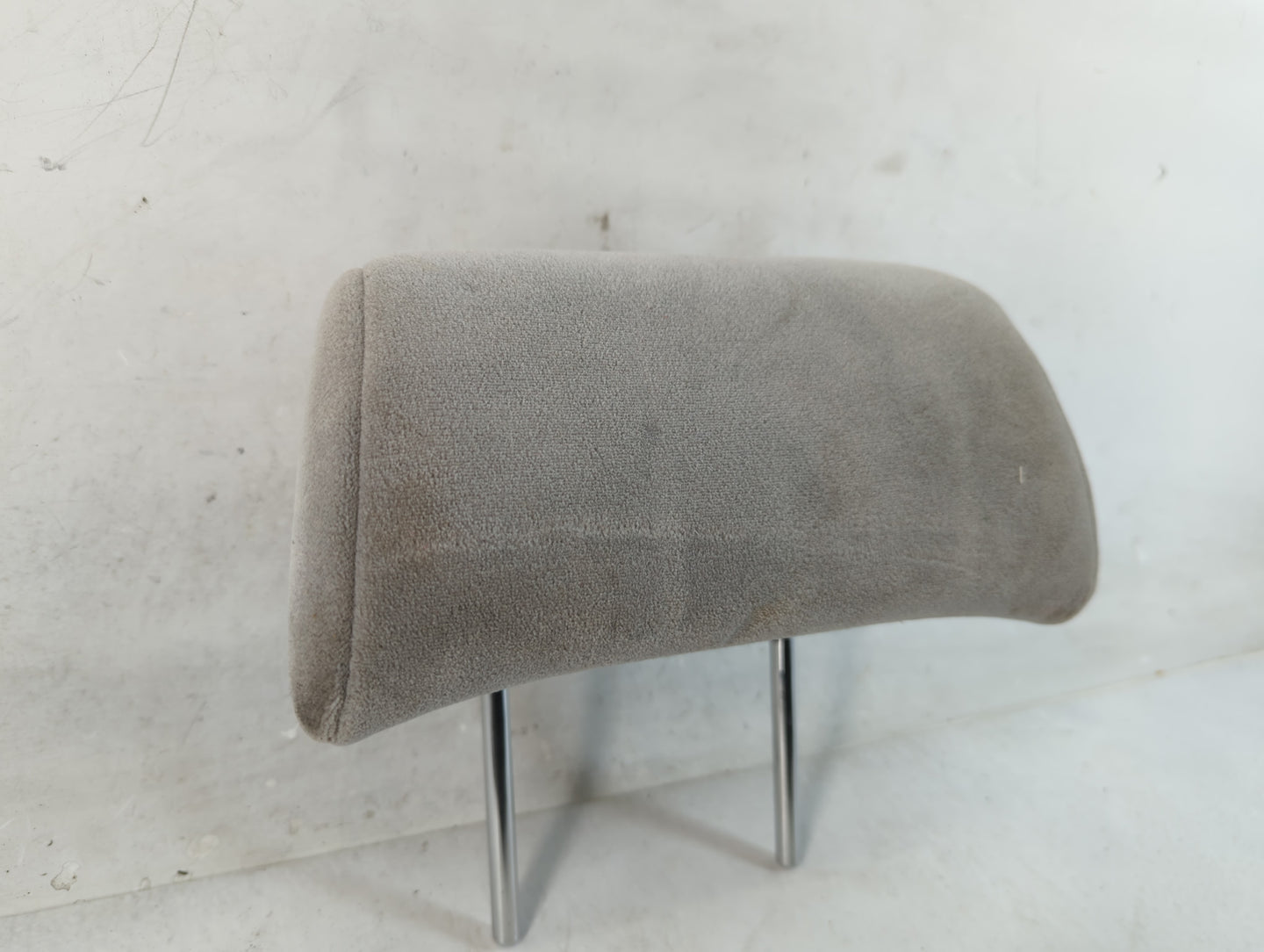 2009-2010 Kia Optima Headrest Head Rest Front Driver Passenger Seat Fits Fits 2009 2010 OEM Used Auto Parts - Oemusedautopar