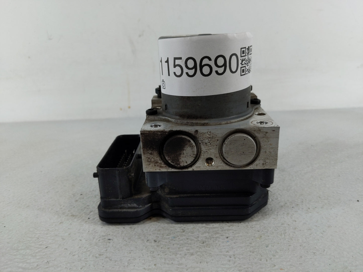 2010-2011 Kia Rio ABS Pump Control Module Replacement P/N:58920-1E110 Fits Fits 2009 2010 2011 OEM Used Auto Parts - Oemused