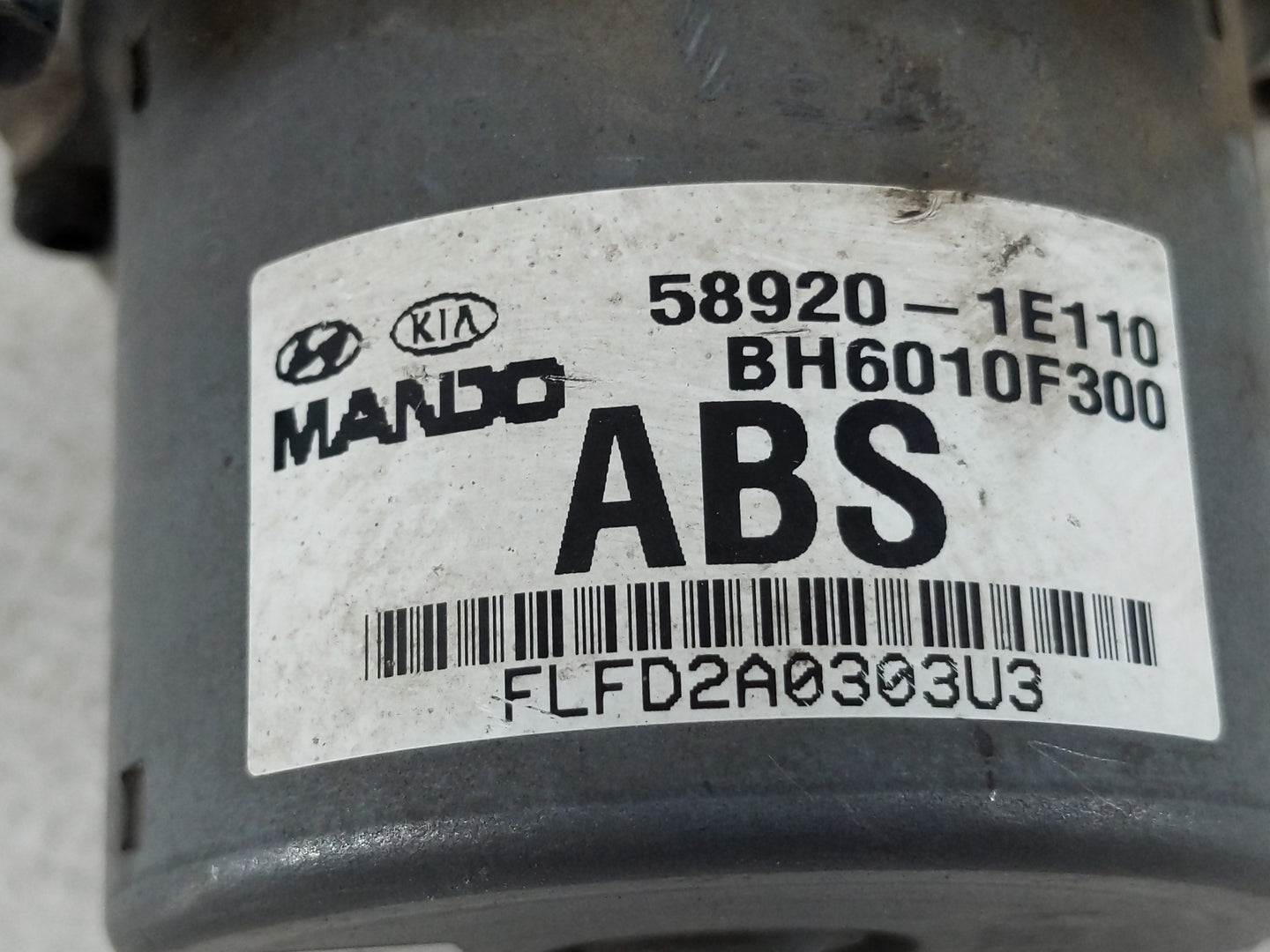 2010-2011 Kia Rio ABS Pump Control Module Replacement P/N:58920-1E110 Fits Fits 2009 2010 2011 OEM Used Auto Parts - Oemused