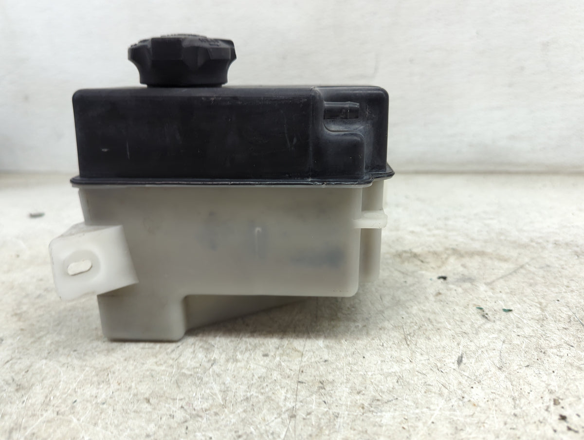 2010 Kia Rio Windshield Washer Fluid Reservoir Bottle Oem - Oemusedautoparts1.com