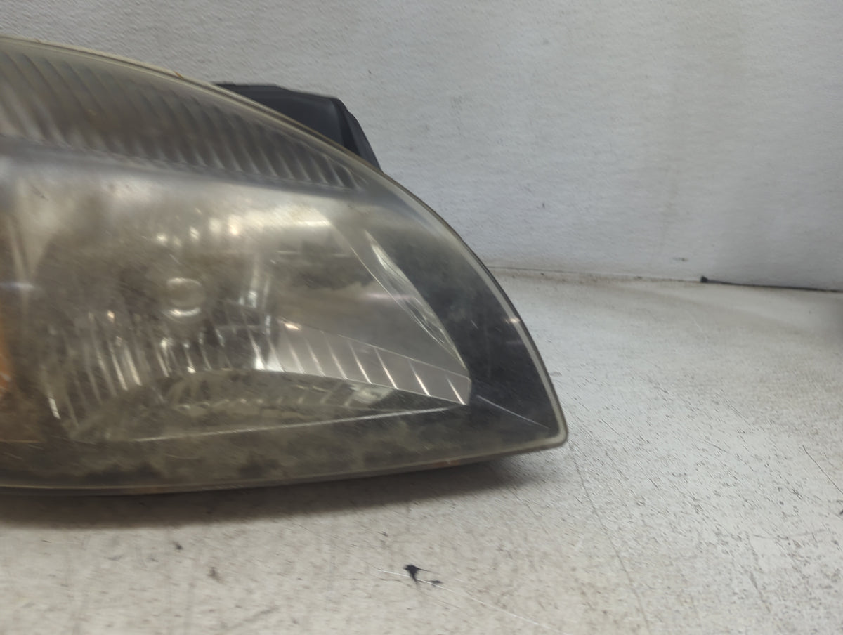 2010 Kia Rio Passenger Right Oem Head Light Headlight Lamp - Oemusedautoparts1.com
