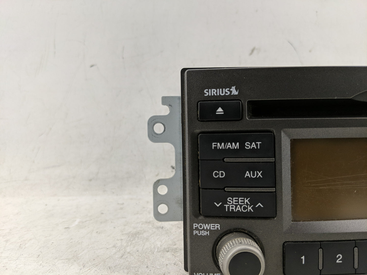 2010 Kia Rondo Radio AM FM Cd Player Receiver Replacement Fits OEM Used Auto Parts - Oemusedautoparts1.com