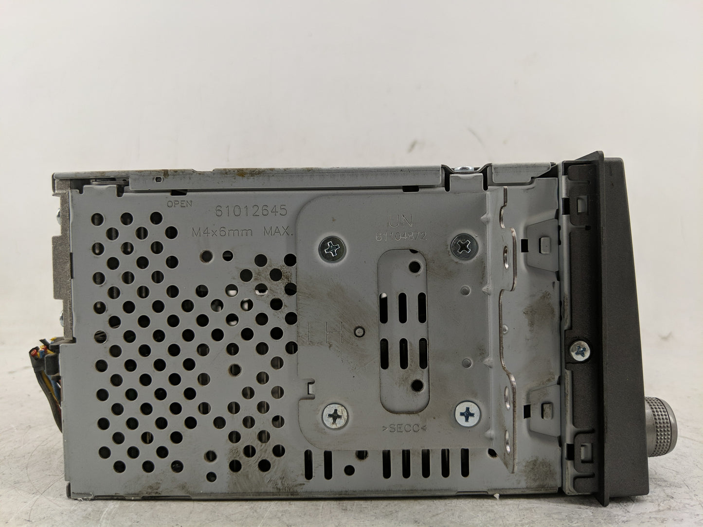 2010 Kia Rondo Radio AM FM Cd Player Receiver Replacement Fits OEM Used Auto Parts - Oemusedautoparts1.com