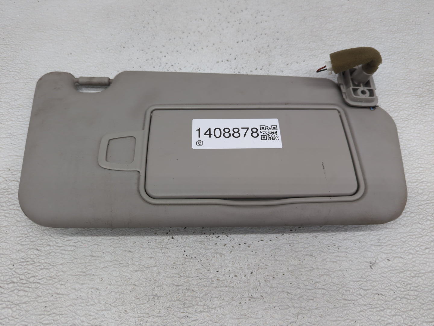 2007-2012 Kia Rondo Sun Visor Shade Replacement Passenger Right Mirror Fits Fits 2007 2008 2009 2010 2011 2012 OEM Used Auto