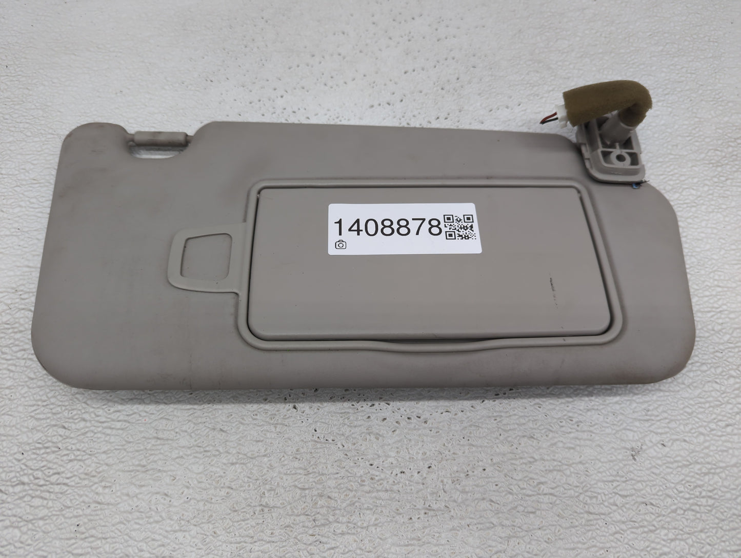 2007-2012 Kia Rondo Sun Visor Shade Replacement Passenger Right Mirror Fits Fits 2007 2008 2009 2010 2011 2012 OEM Used Auto