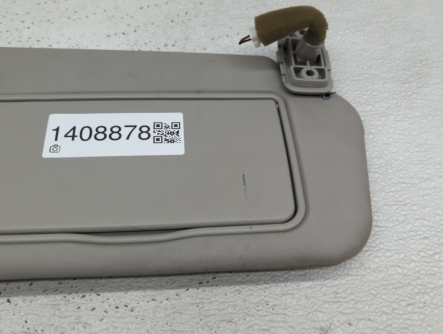 2007-2012 Kia Rondo Sun Visor Shade Replacement Passenger Right Mirror Fits Fits 2007 2008 2009 2010 2011 2012 OEM Used Auto