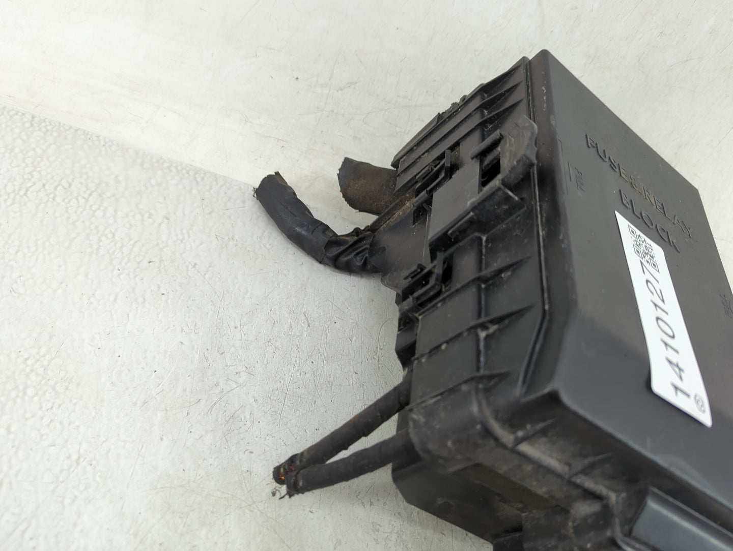 2007-2012 Kia Rondo Fusebox Fuse Box Panel Relay Module Fits Fits 2007 2008 2009 2010 2011 2012 OEM Used Auto Parts - Oemuse